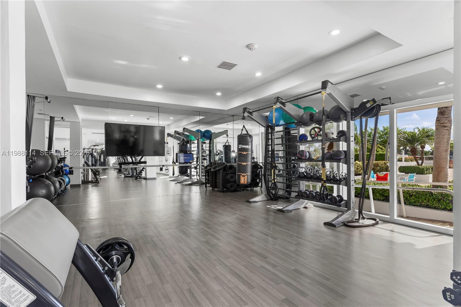 3802 NE 207th St #1001, Aventura FL 33180