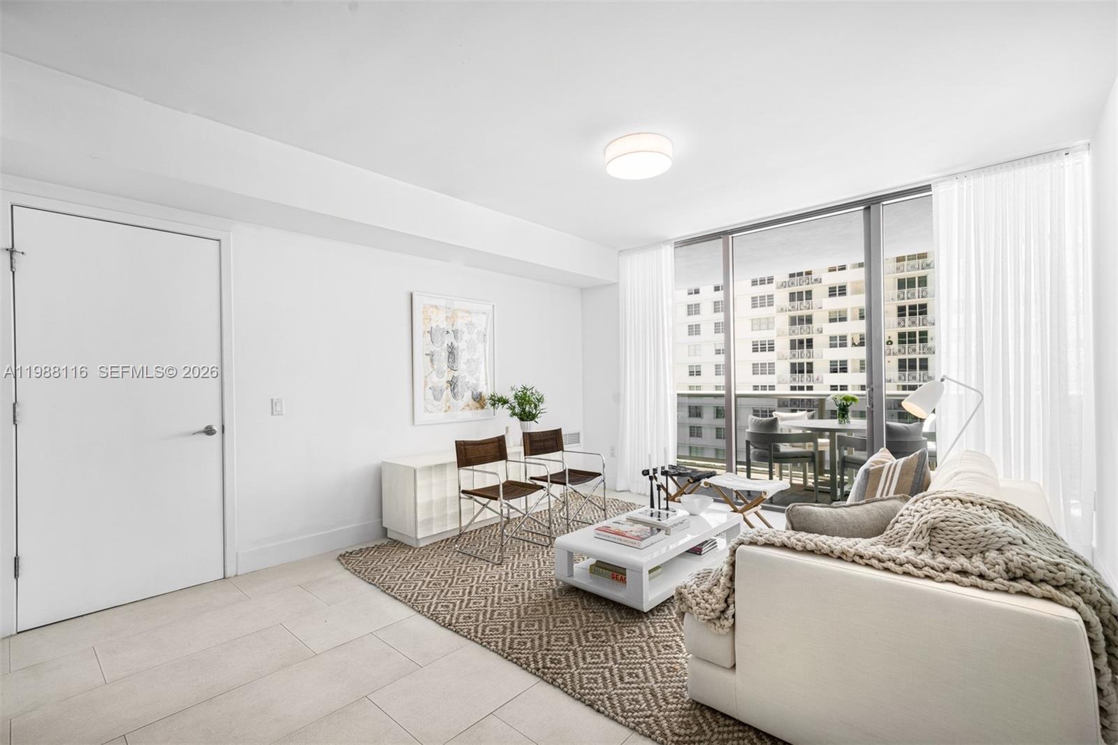 5875 Collins Ave #906, Miami Beach FL 33140