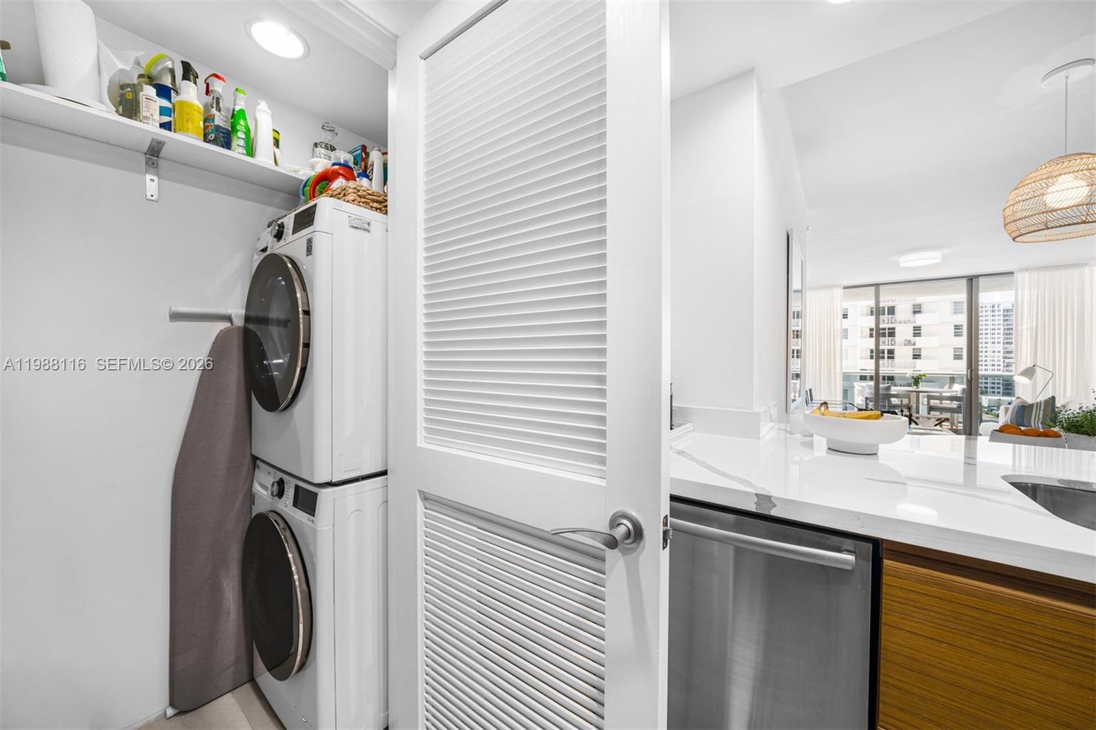 5875 Collins Ave #906, Miami Beach FL 33140