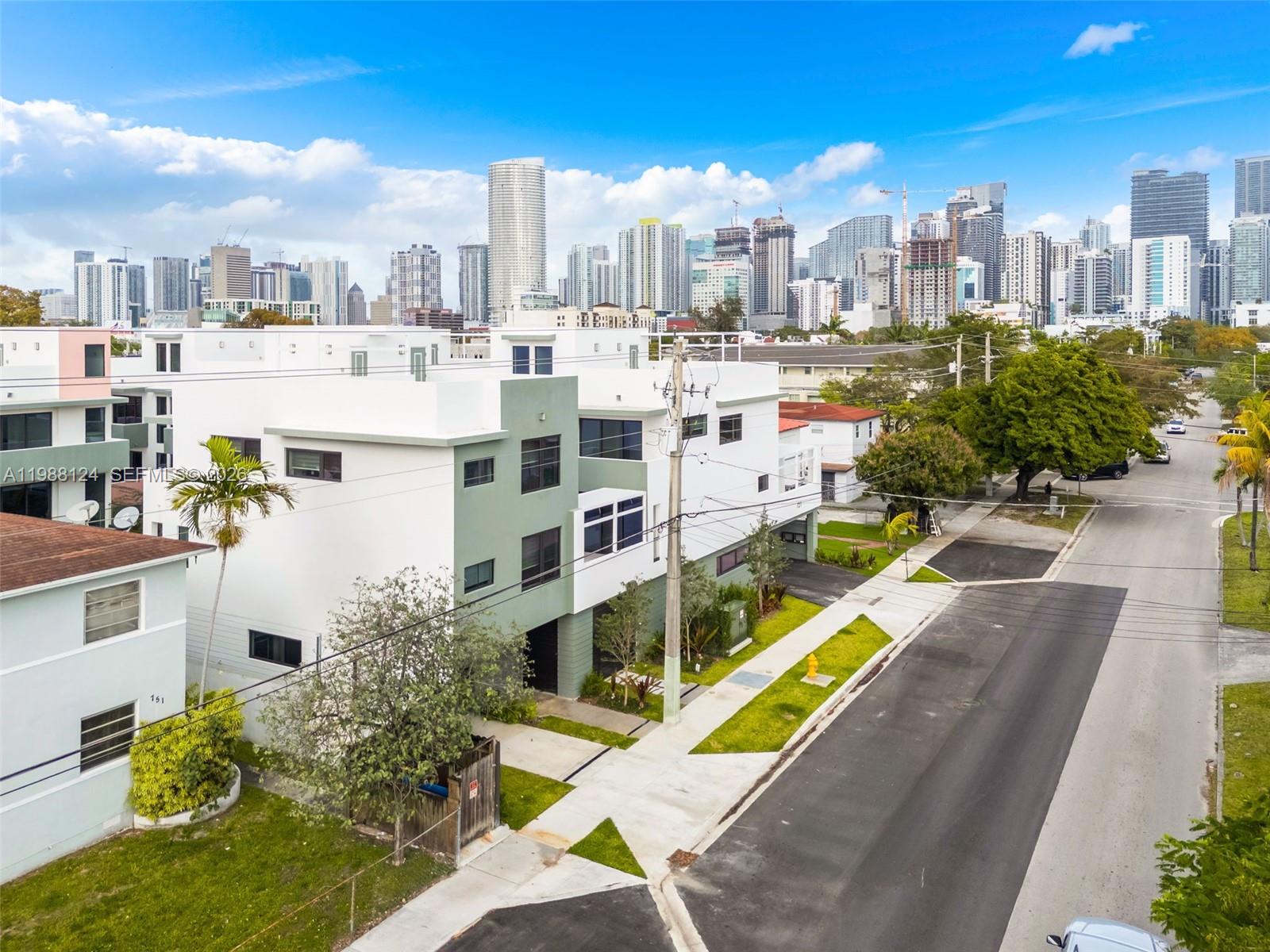 721 SW 11th Street #E, Miami FL 33129