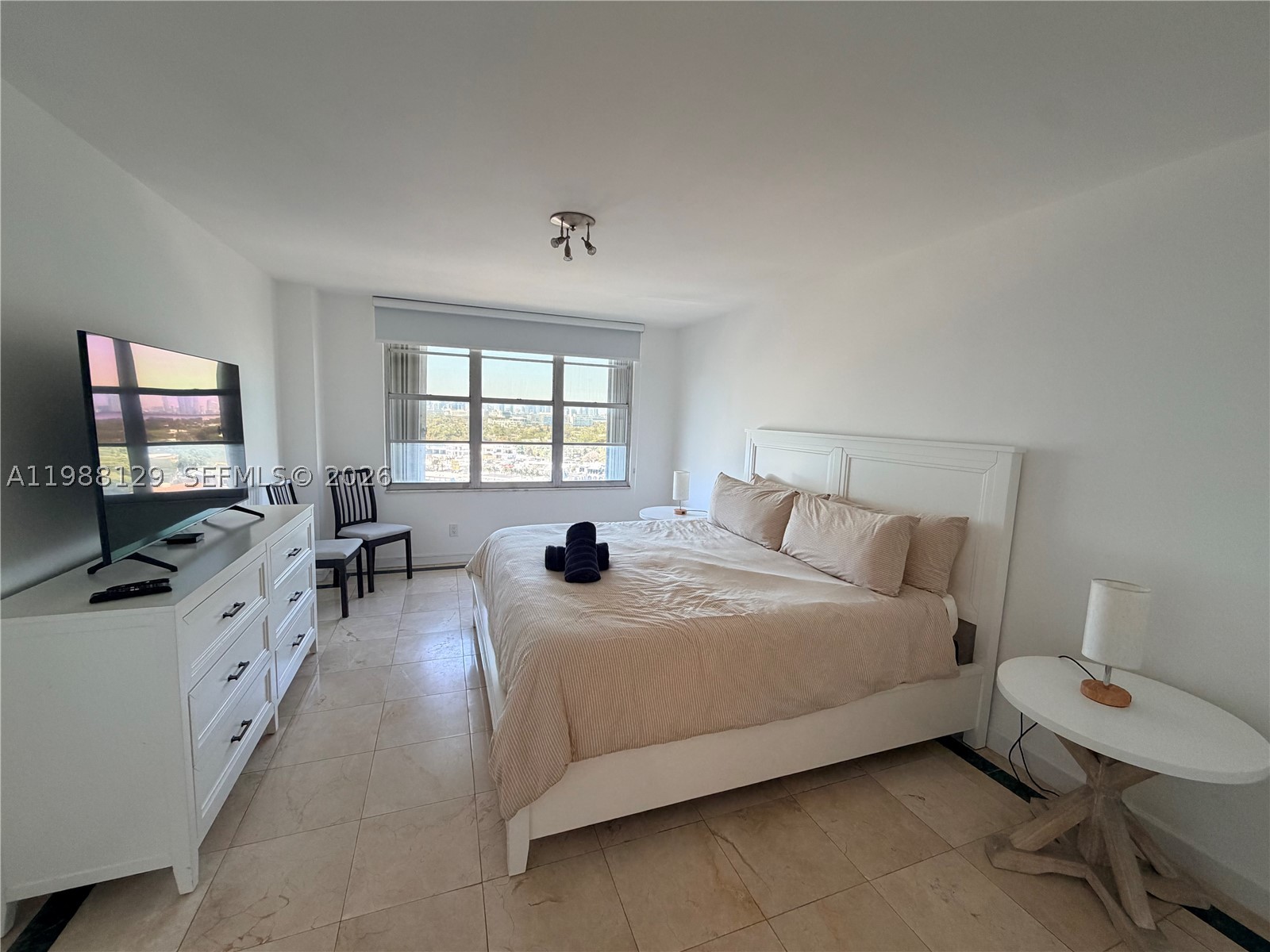 5161 Collins Ave #1506, Miami Beach FL 33140