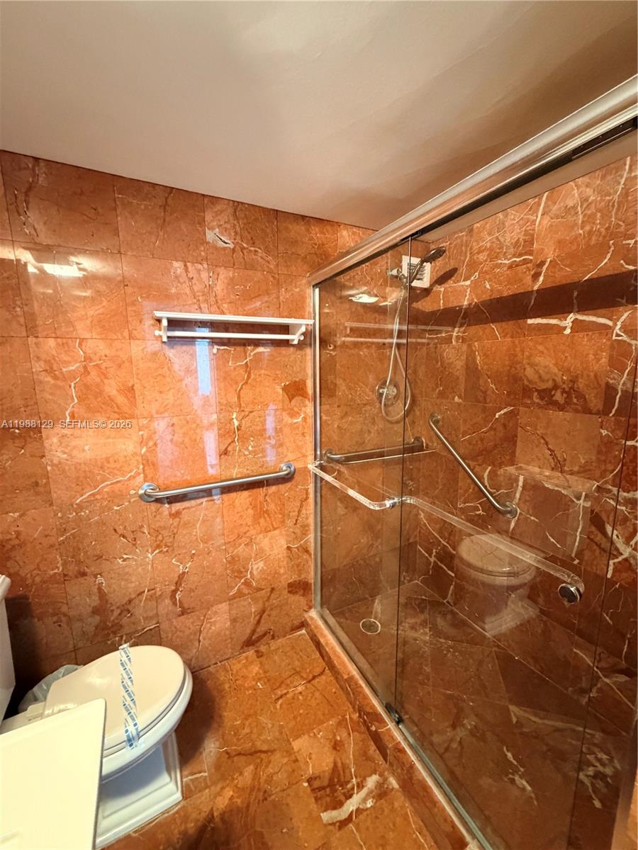 5161 Collins Ave #1506, Miami Beach FL 33140