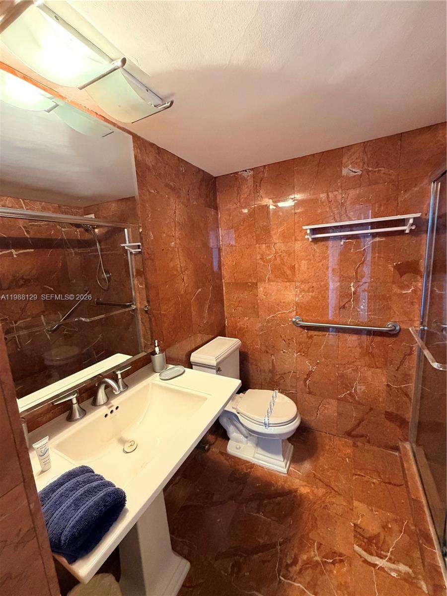 5161 Collins Ave #1506, Miami Beach FL 33140