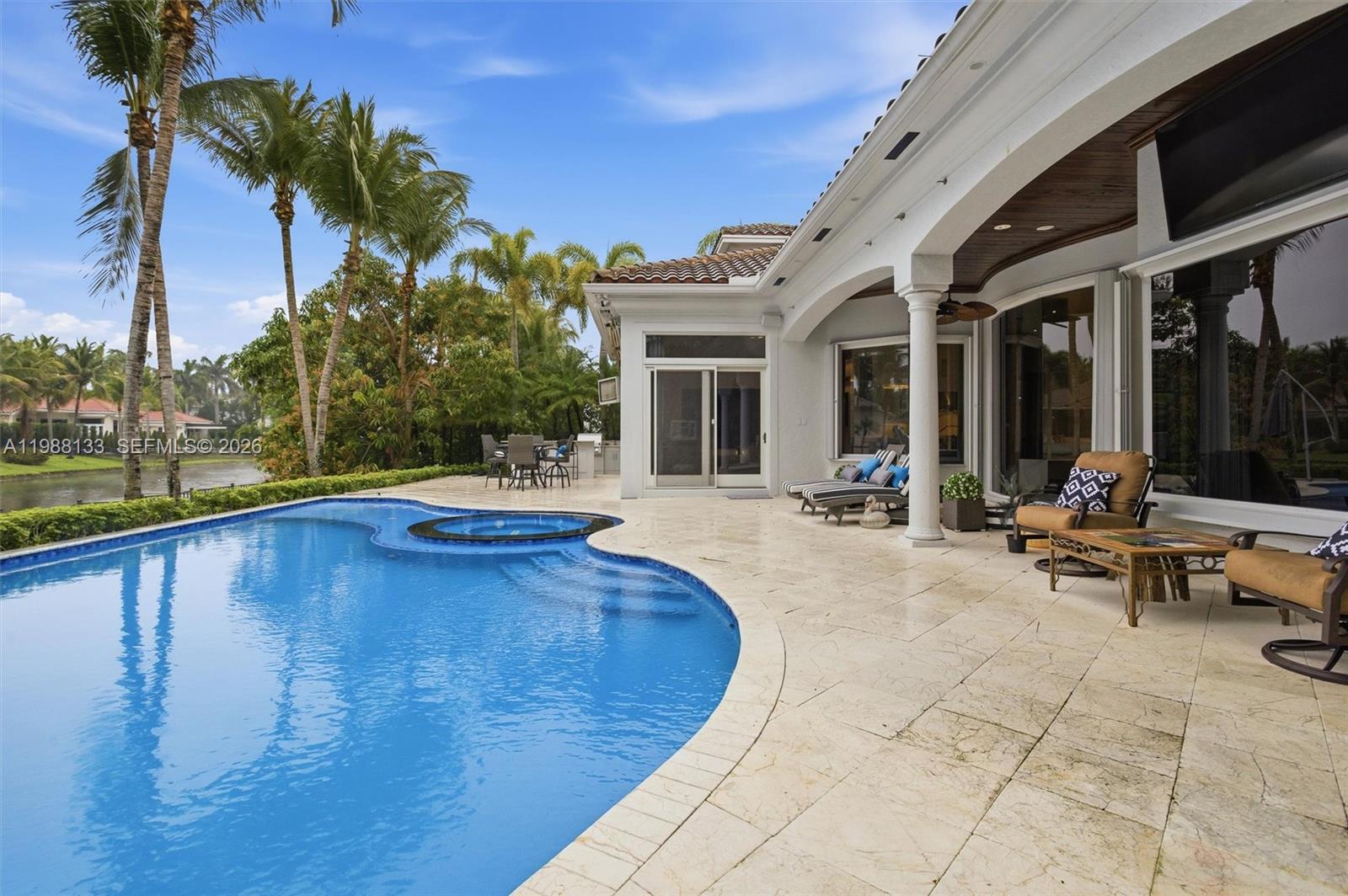 611 Sweet Bay Ave, Plantation FL 33324