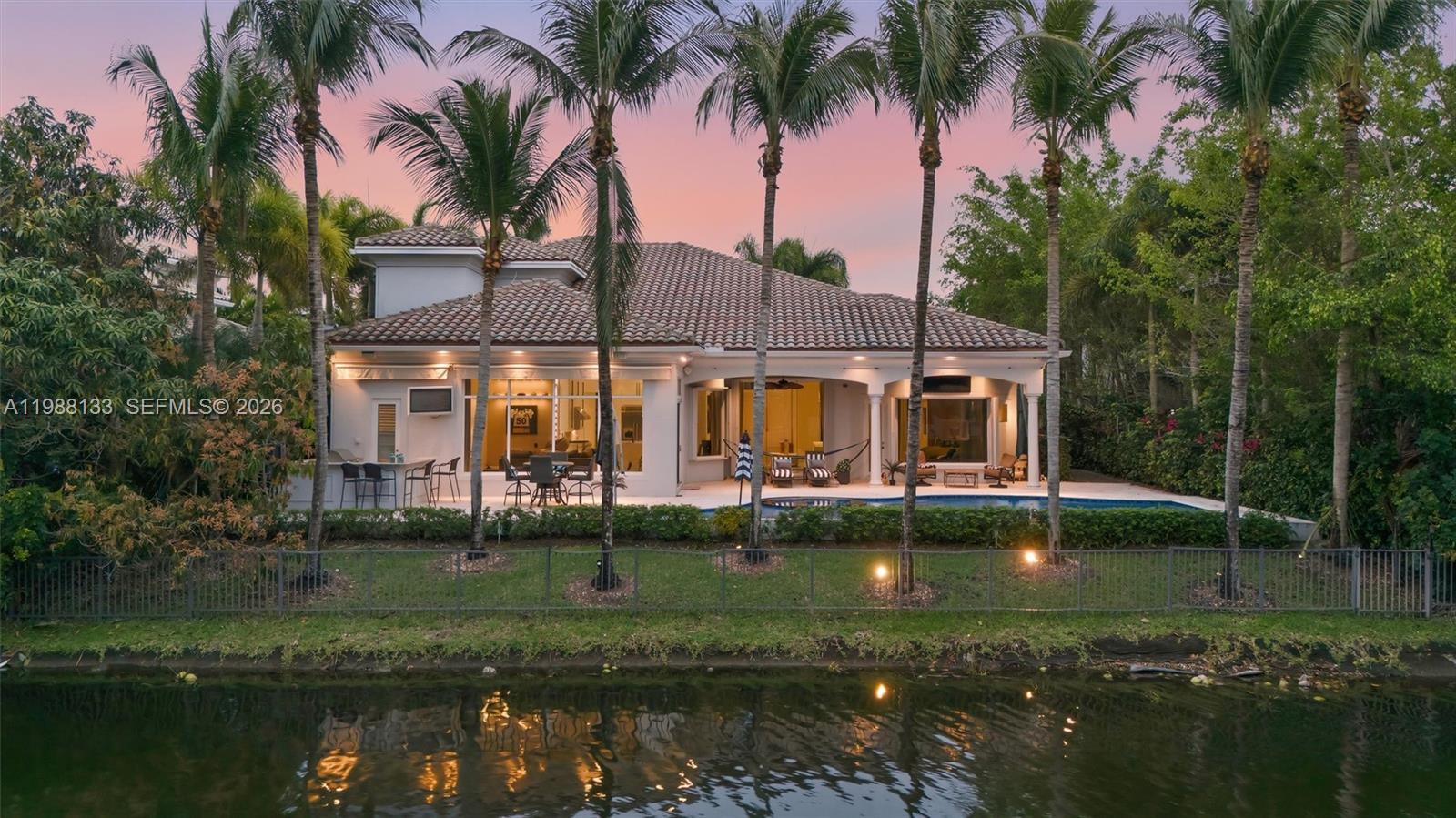 611 Sweet Bay Ave, Plantation FL 33324
