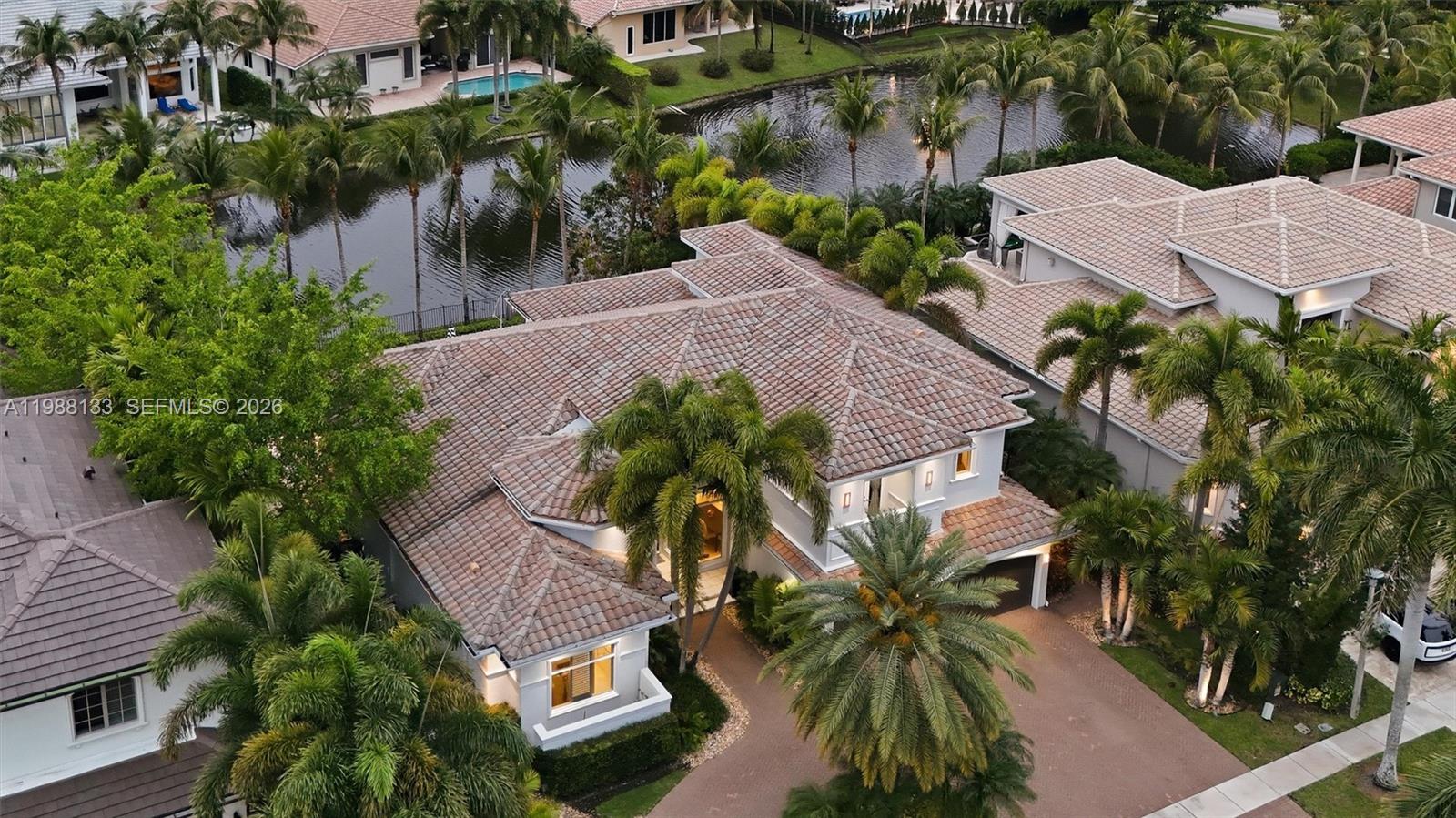 611 Sweet Bay Ave, Plantation FL 33324