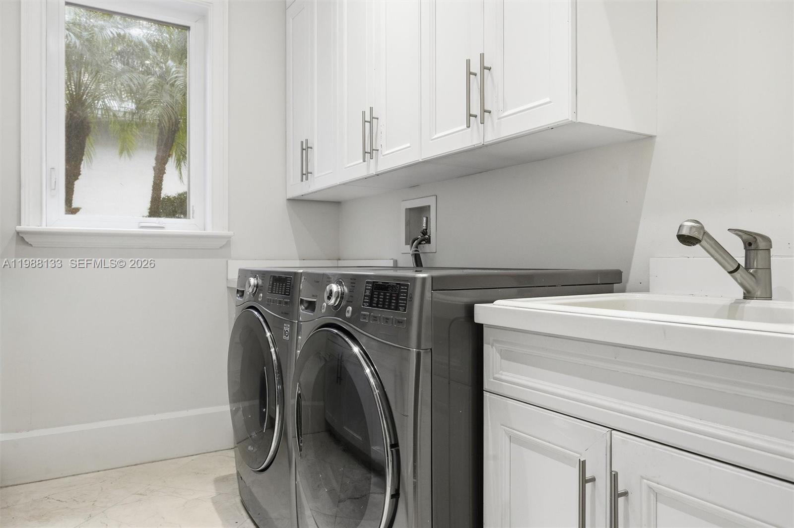 611 Sweet Bay Ave, Plantation FL 33324