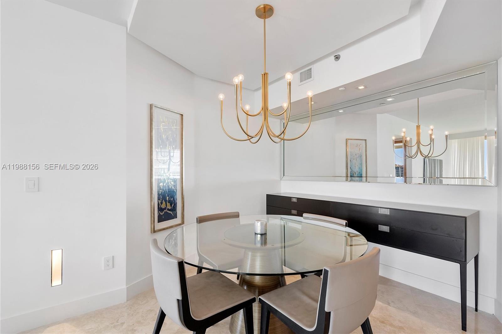 1000 S Pointe Dr #705, Miami Beach FL 33139