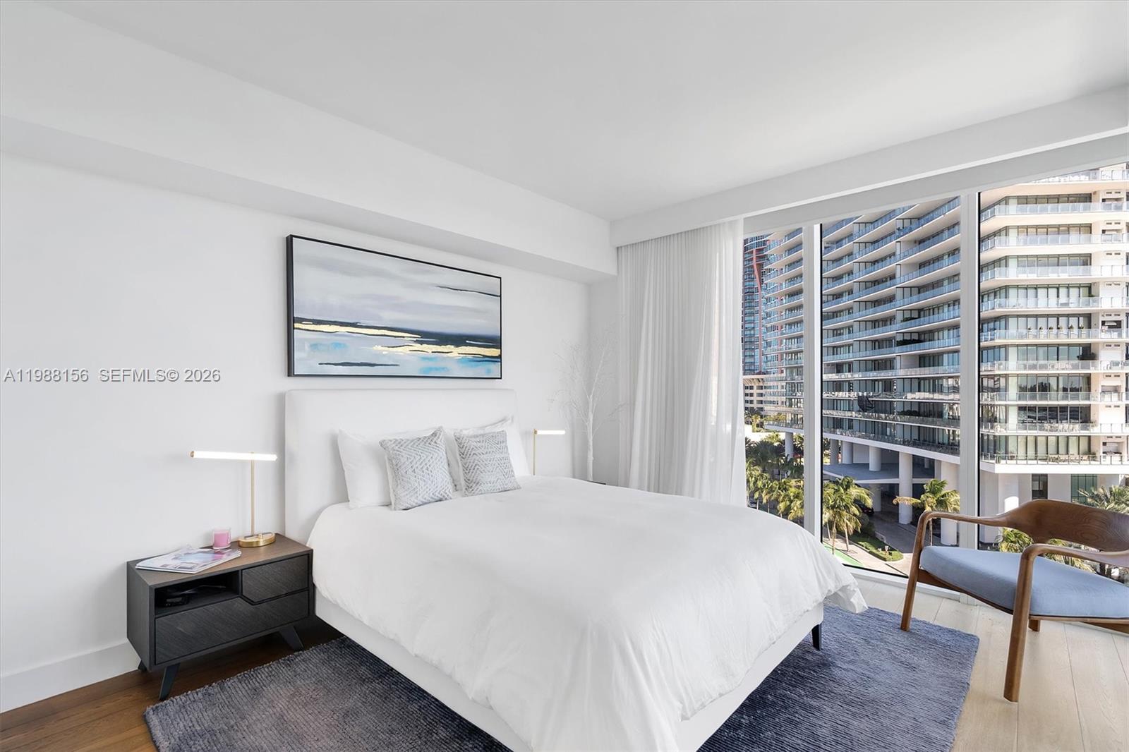 1000 S Pointe Dr #705, Miami Beach FL 33139