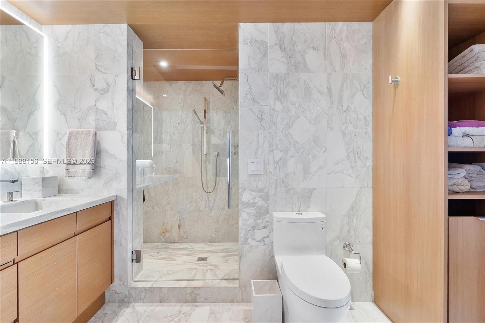 1000 S Pointe Dr #705, Miami Beach FL 33139