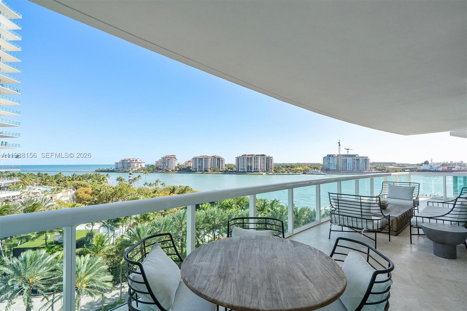 1000 S Pointe Dr #705, Miami Beach FL 33139