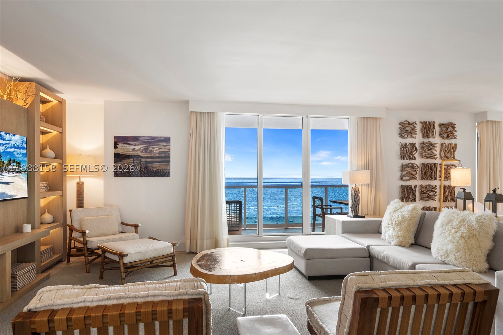 102 24th St #1040, Miami Beach FL 33139