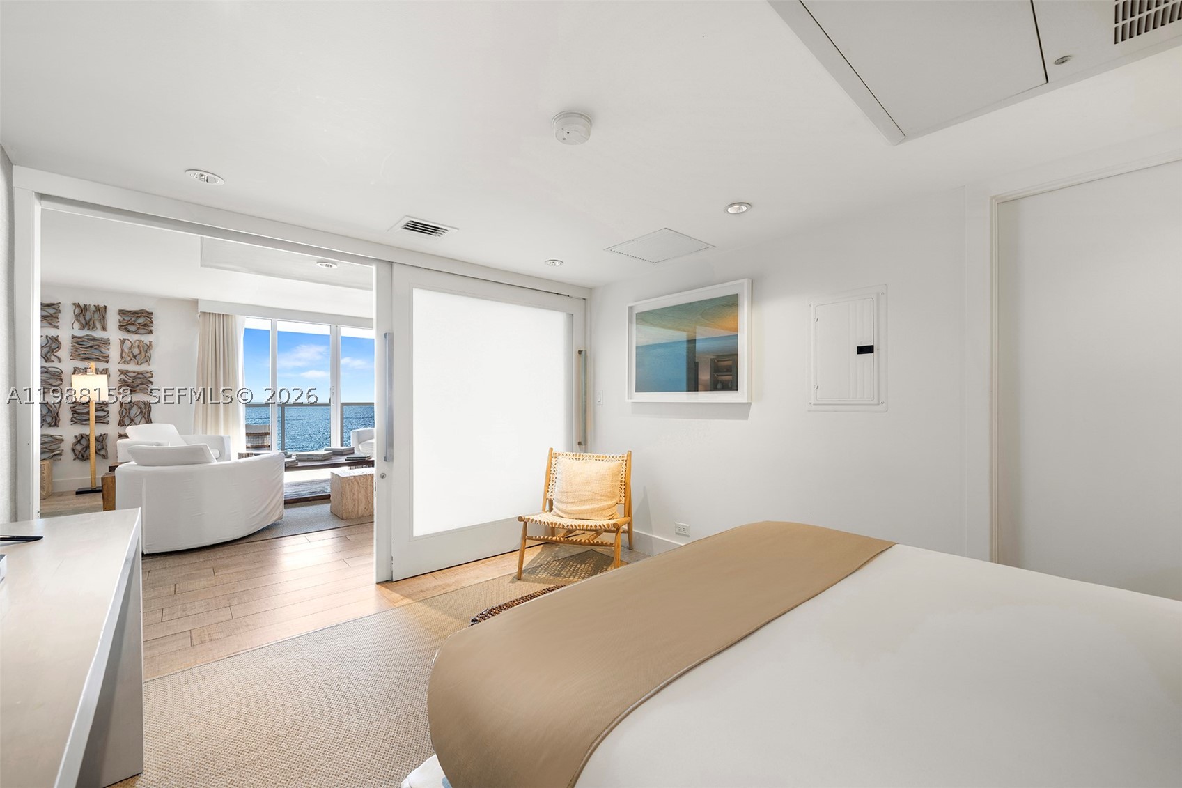 102 24th St #1040, Miami Beach FL 33139