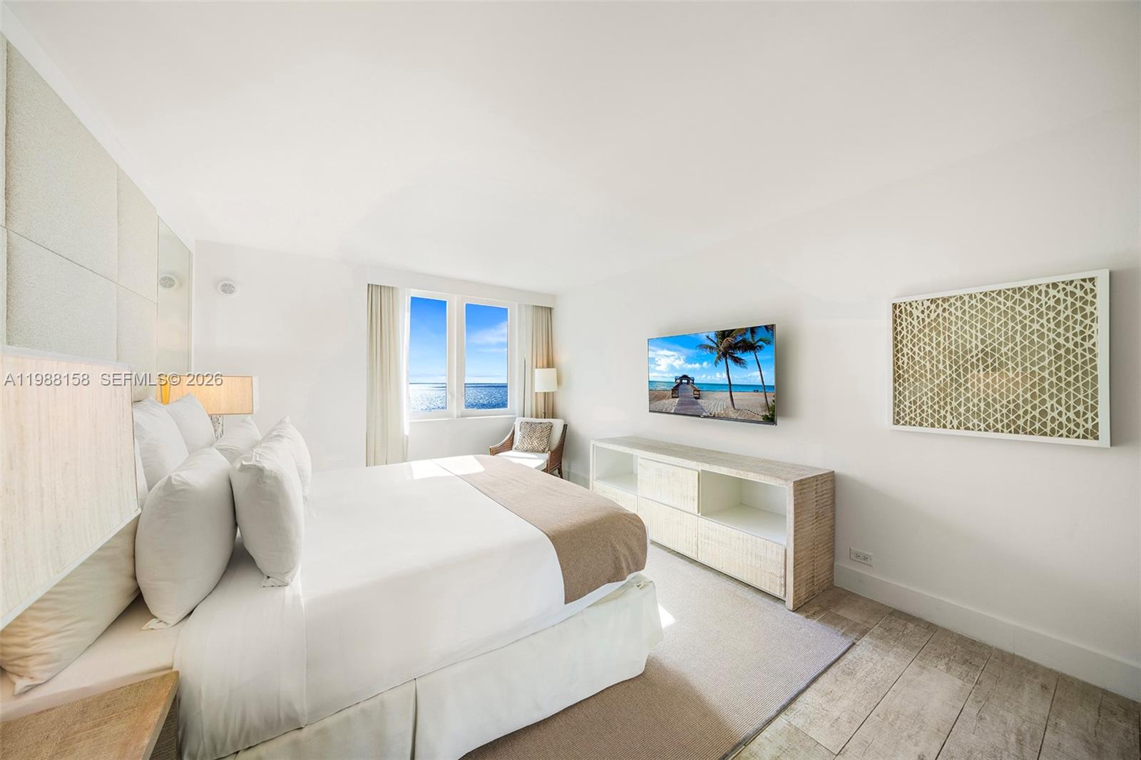 102 24th St #1040, Miami Beach FL 33139