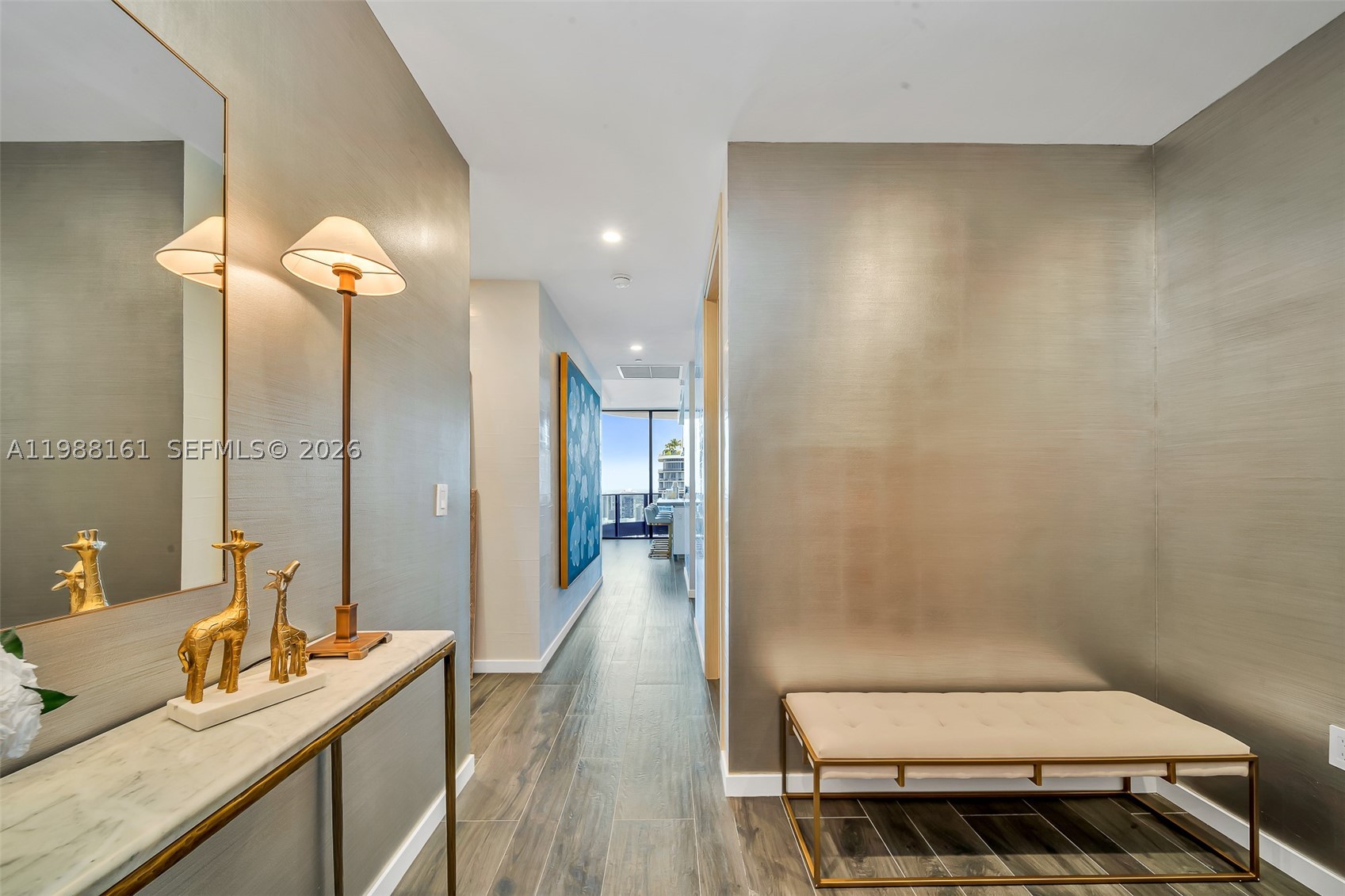 1000 Brickell Plz #PH5807, Miami FL 33131