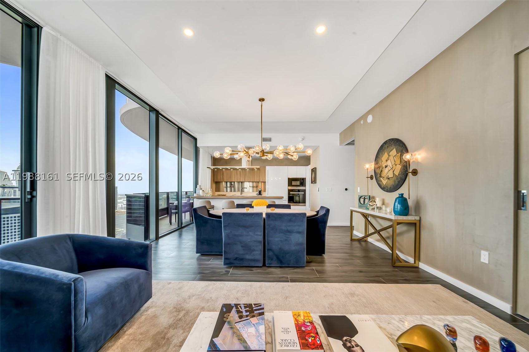 1000 Brickell Plz #PH5807, Miami FL 33131