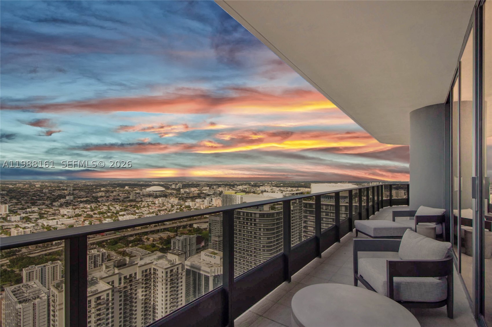 1000 Brickell Plz #PH5807, Miami FL 33131