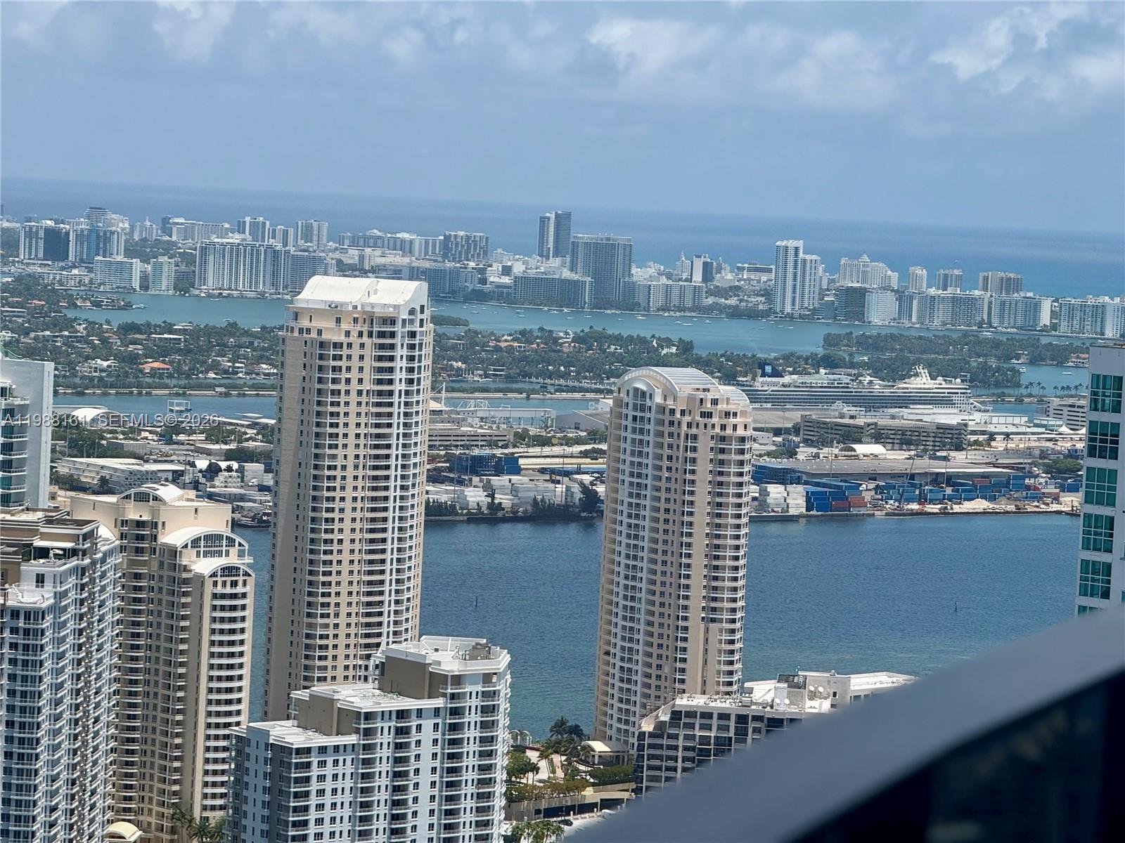1000 Brickell Plz #PH5807, Miami FL 33131