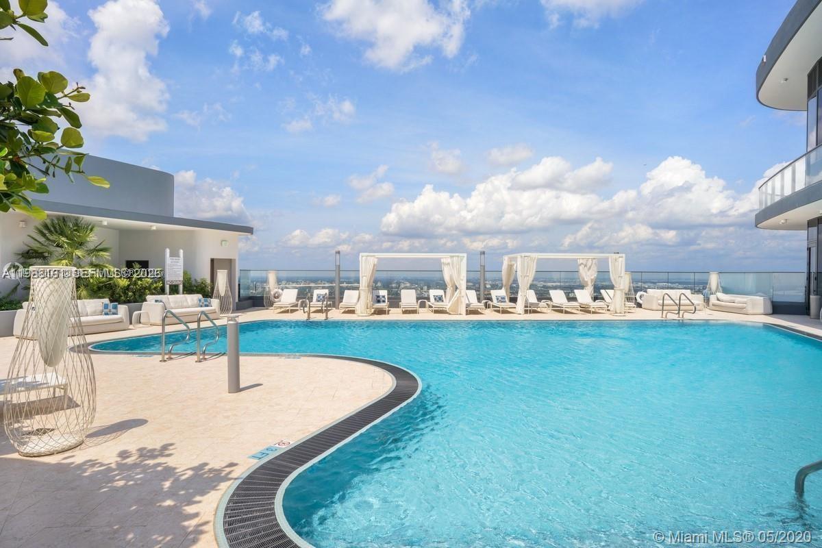 1000 Brickell Plz #PH5807, Miami FL 33131