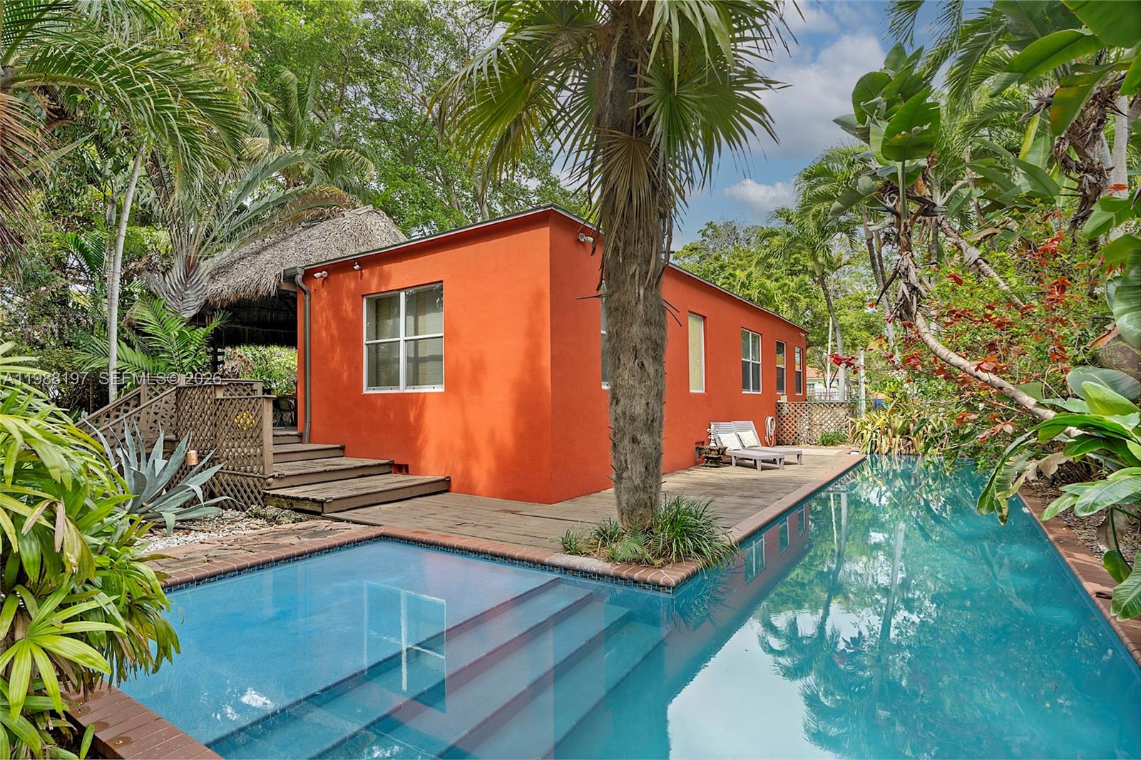 120 SW 24th Rd, Miami FL 33129