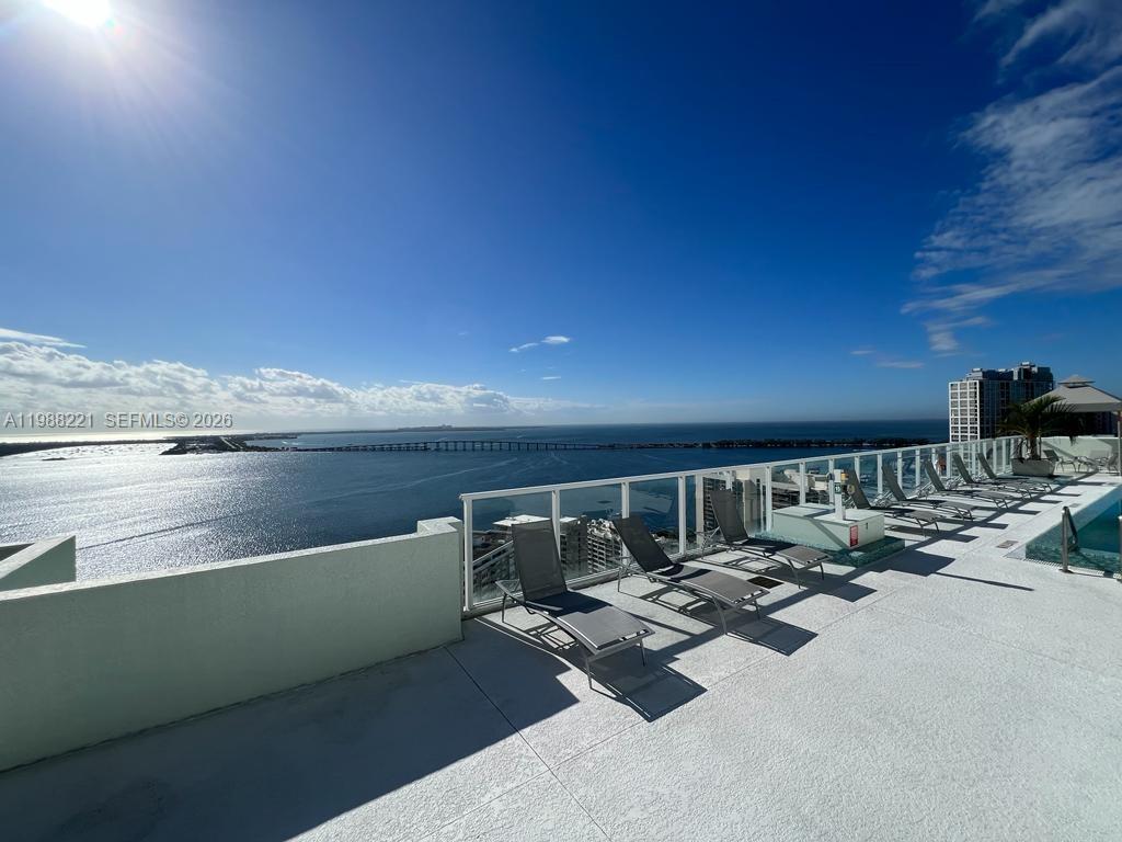 218 SE 14th St #1404, Miami FL 33131