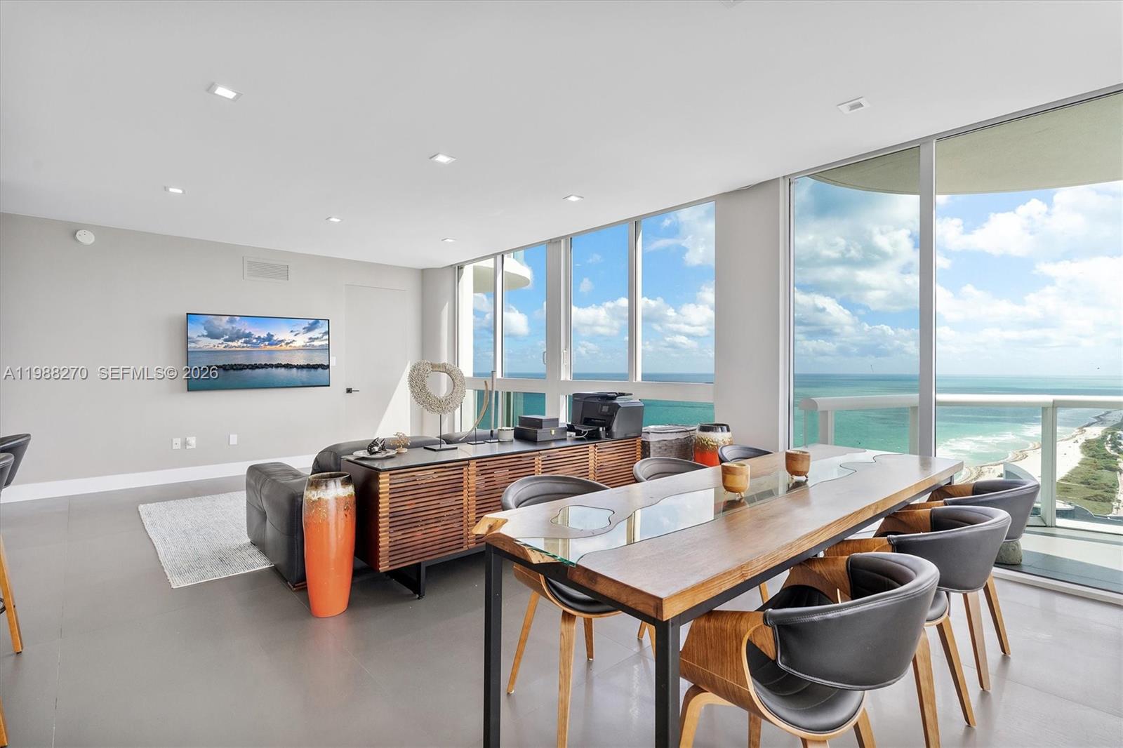6365 Collins Ave #4307, Miami Beach FL 33141