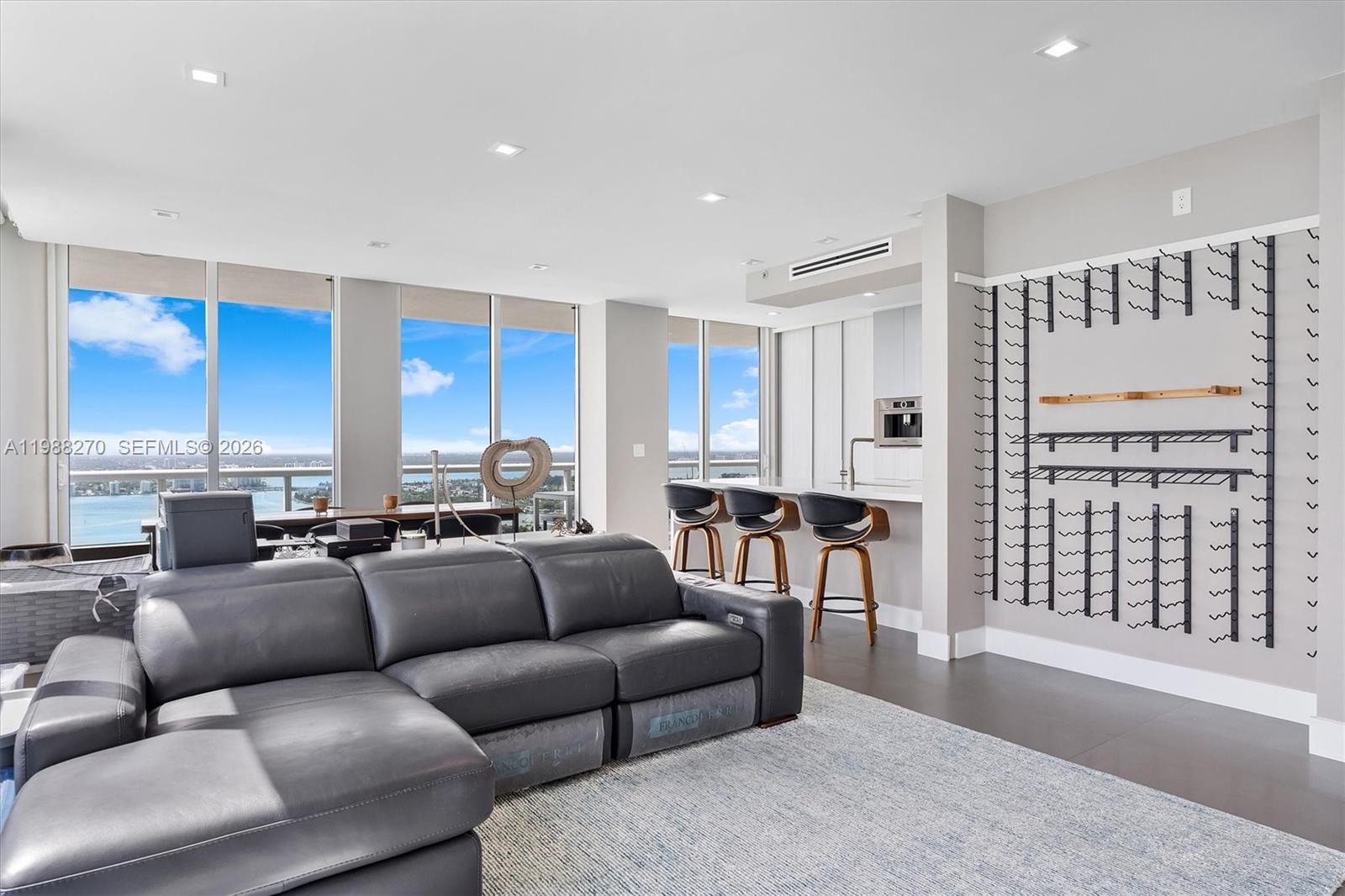 6365 Collins Ave #4307, Miami Beach FL 33141