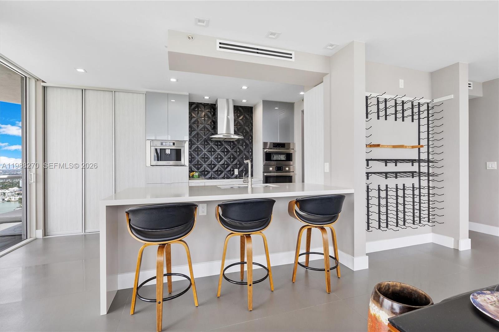 6365 Collins Ave #4307, Miami Beach FL 33141