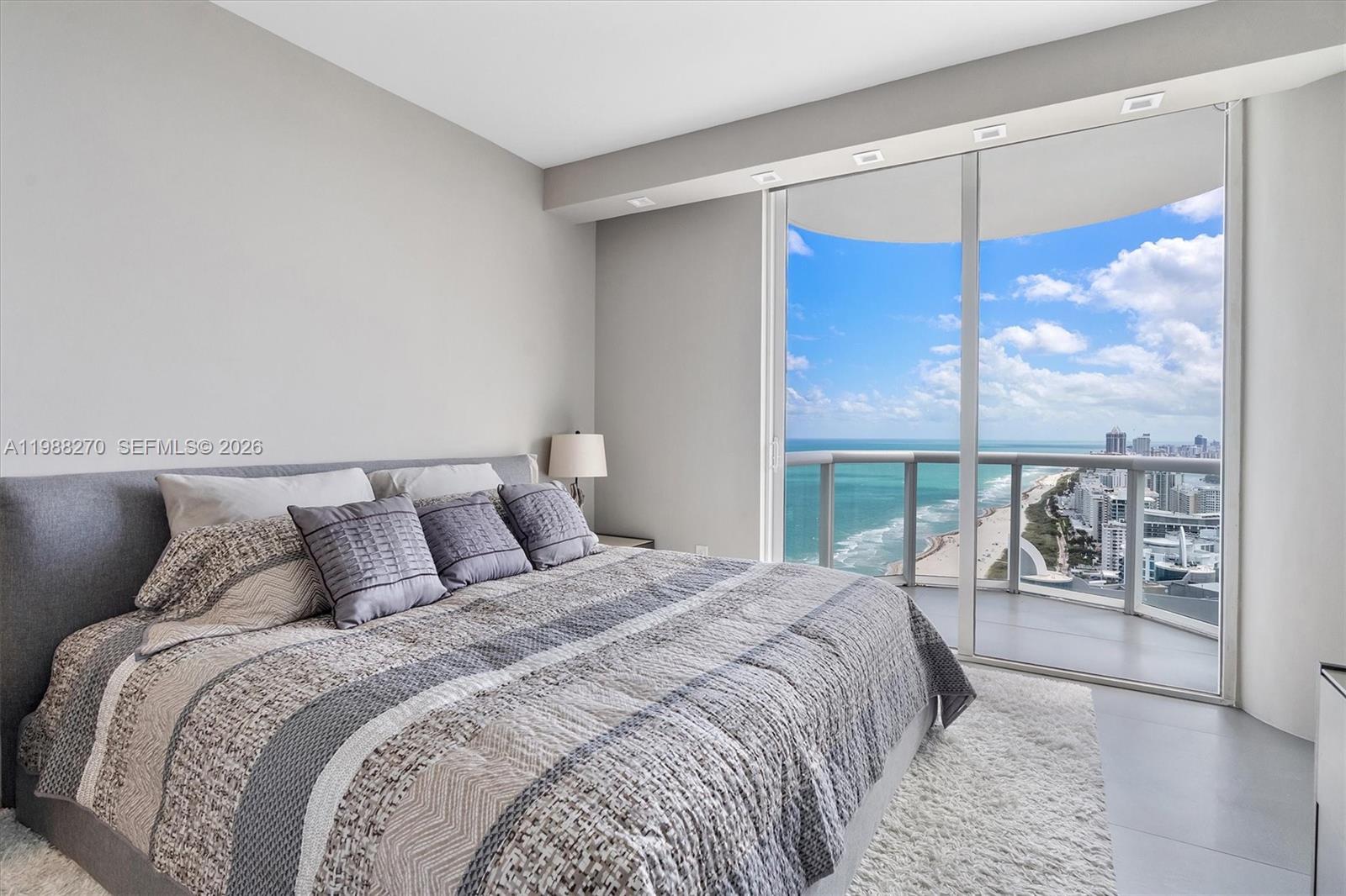 6365 Collins Ave #4307, Miami Beach FL 33141