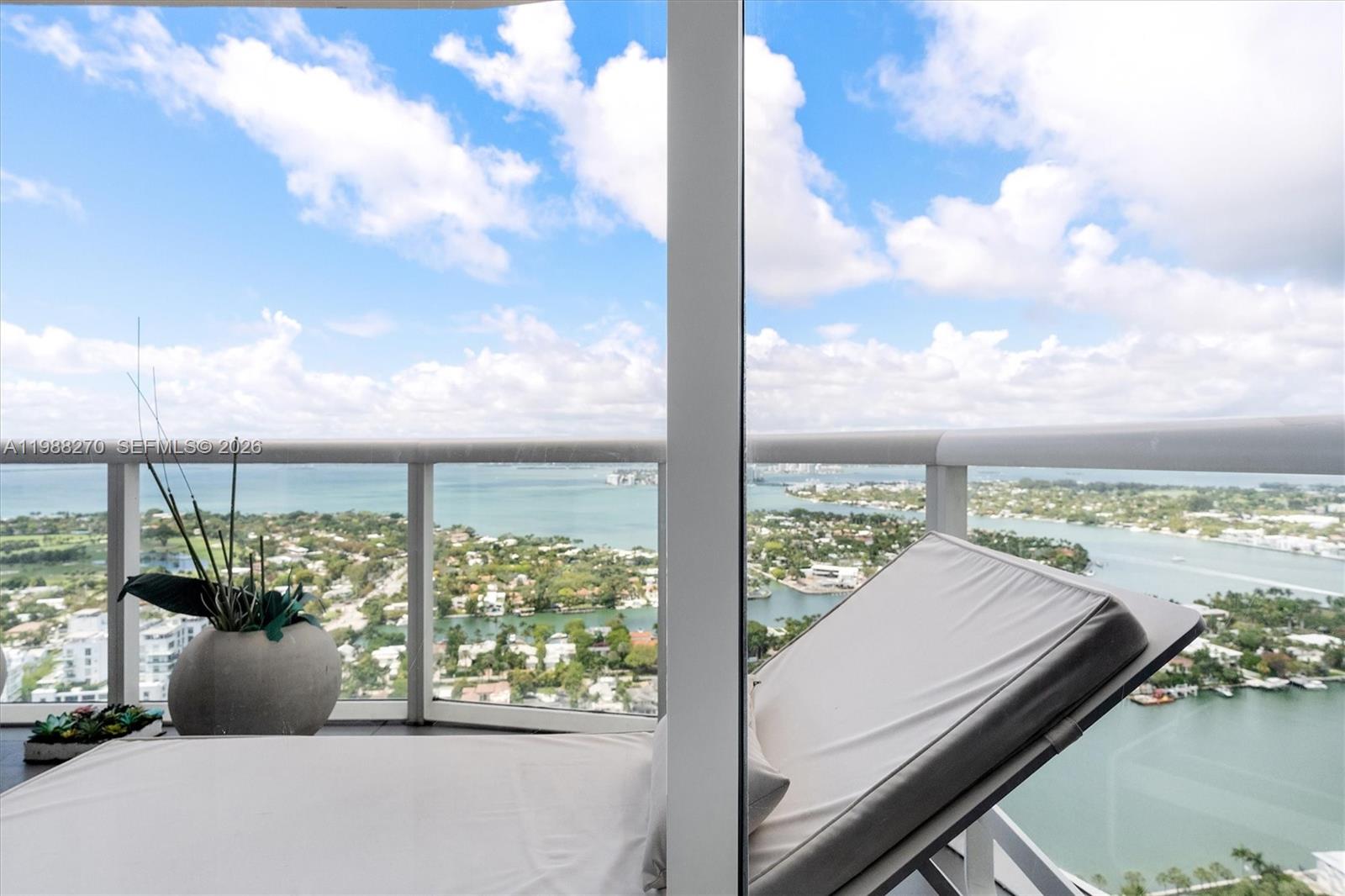 6365 Collins Ave #4307, Miami Beach FL 33141