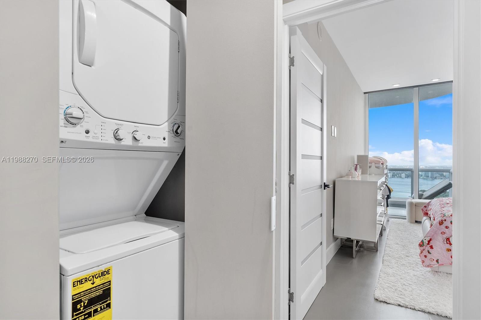 6365 Collins Ave #4307, Miami Beach FL 33141