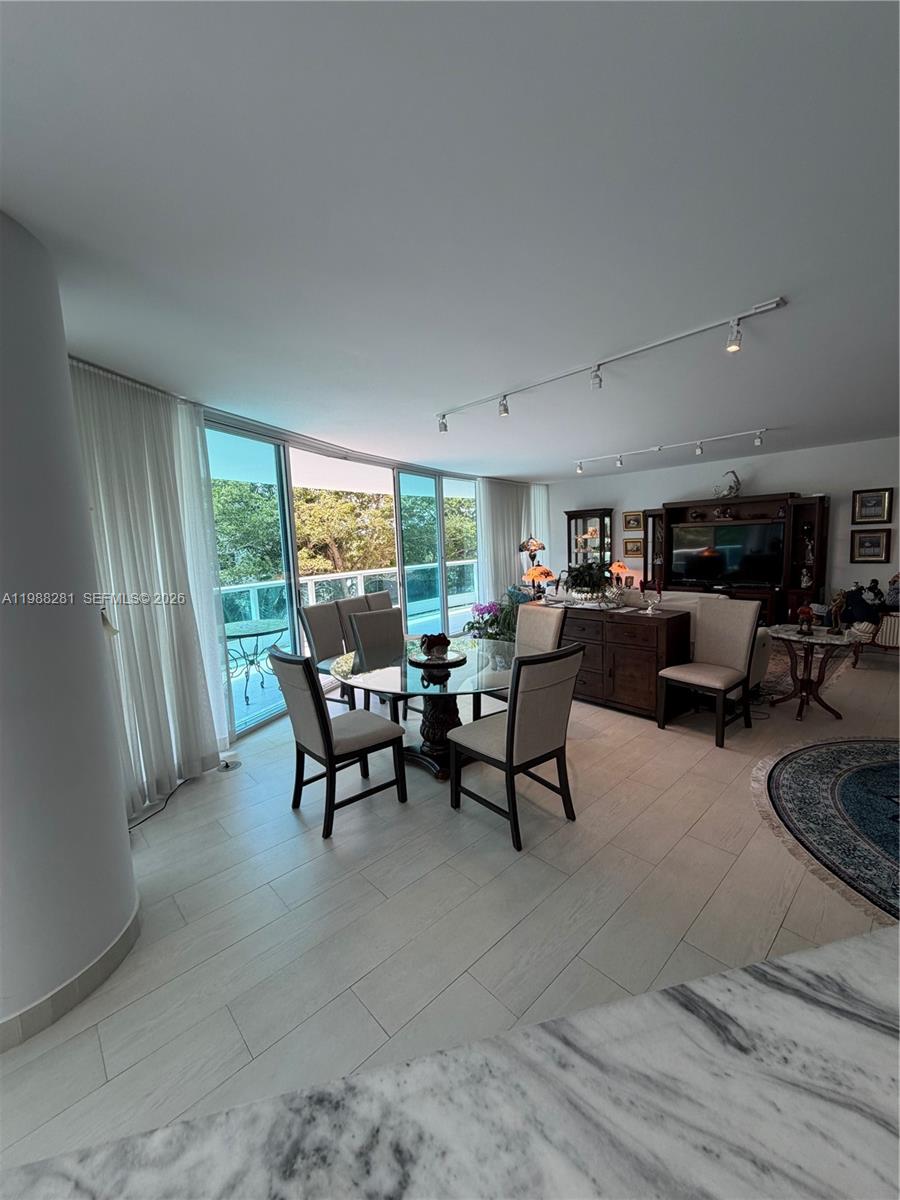 2127 Brickell Ave #502, Miami FL 33129
