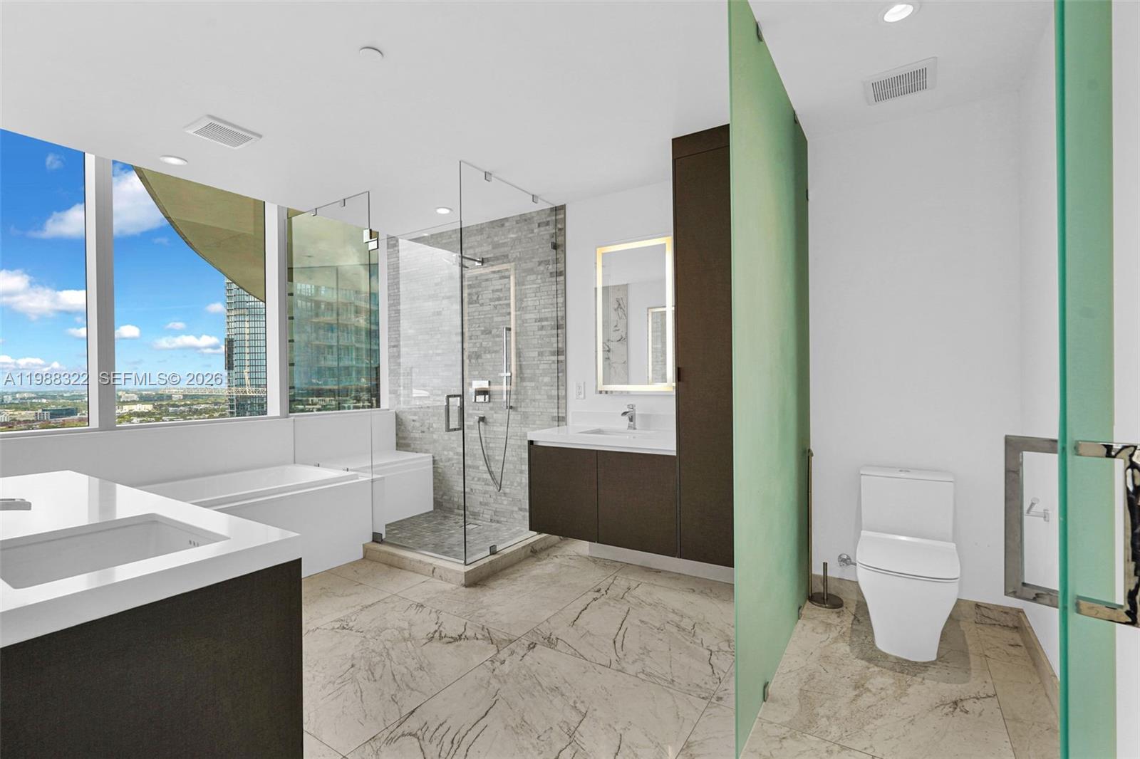 851 NE 1st Ave #2912, Miami FL 33132