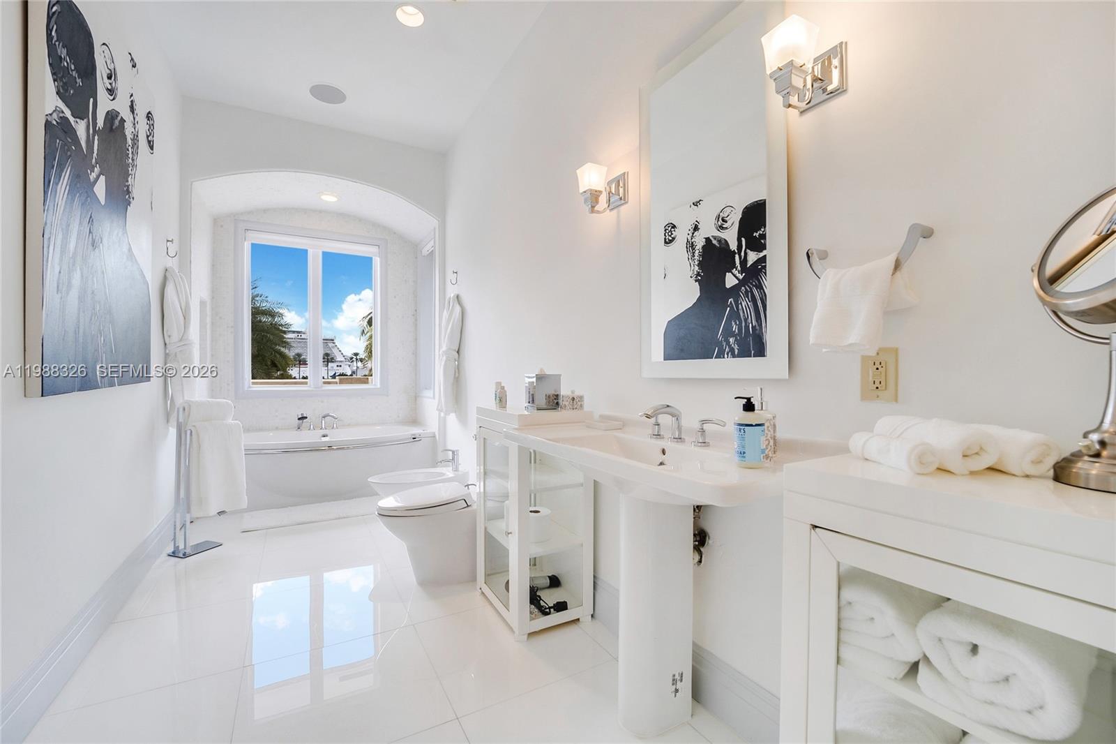 100 Palm Ave, Miami Beach FL 33139