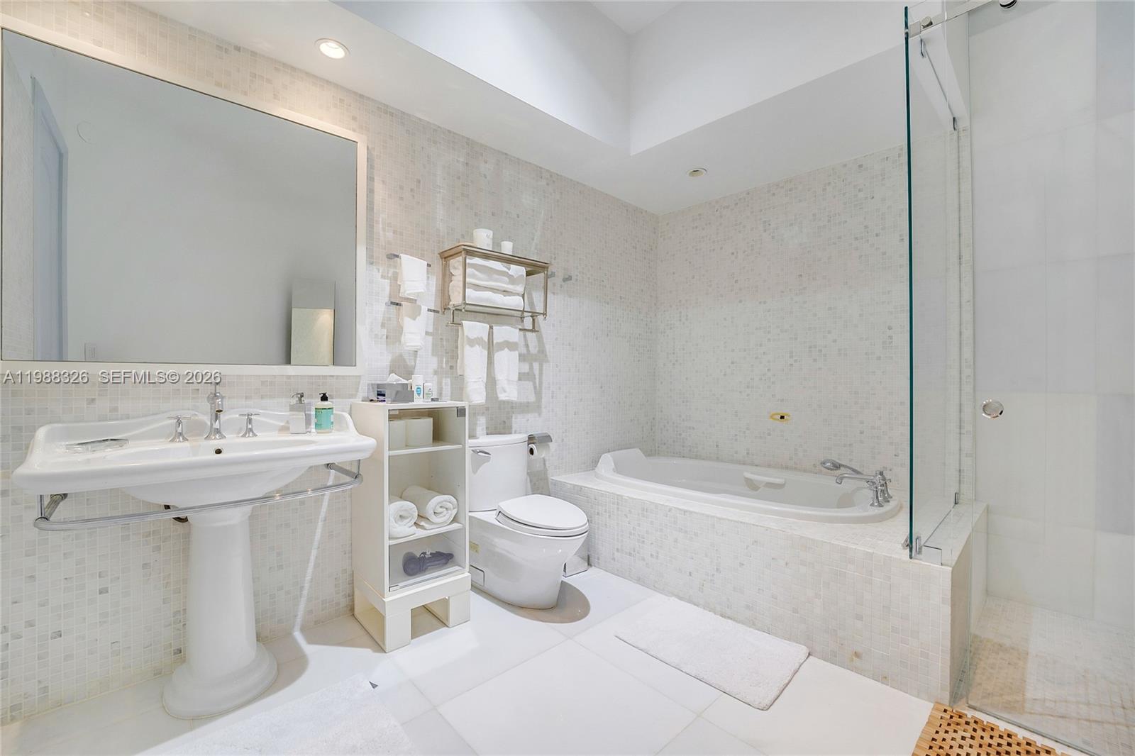 100 Palm Ave, Miami Beach FL 33139
