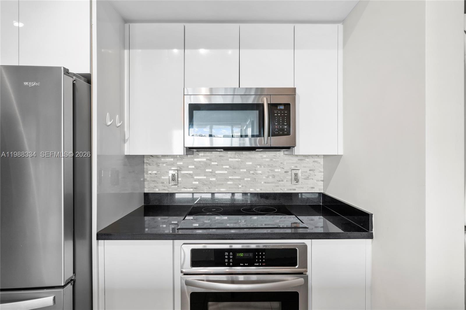 92 SW 3rd St #4702, Miami FL 33130