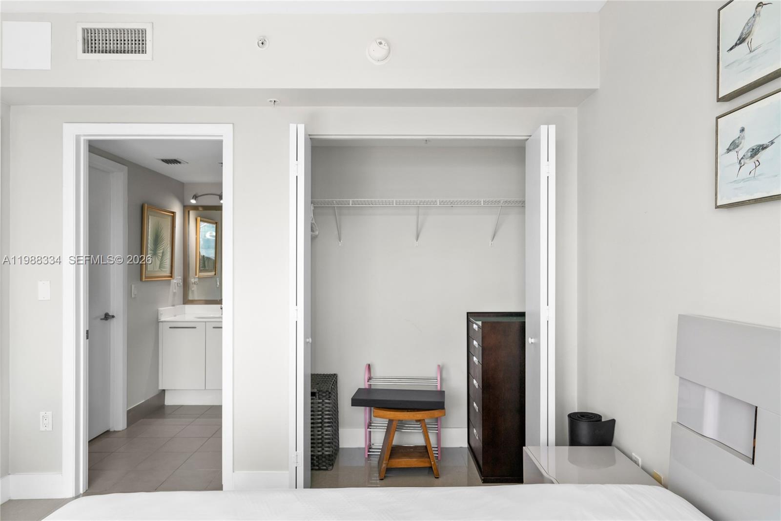 92 SW 3rd St #4702, Miami FL 33130