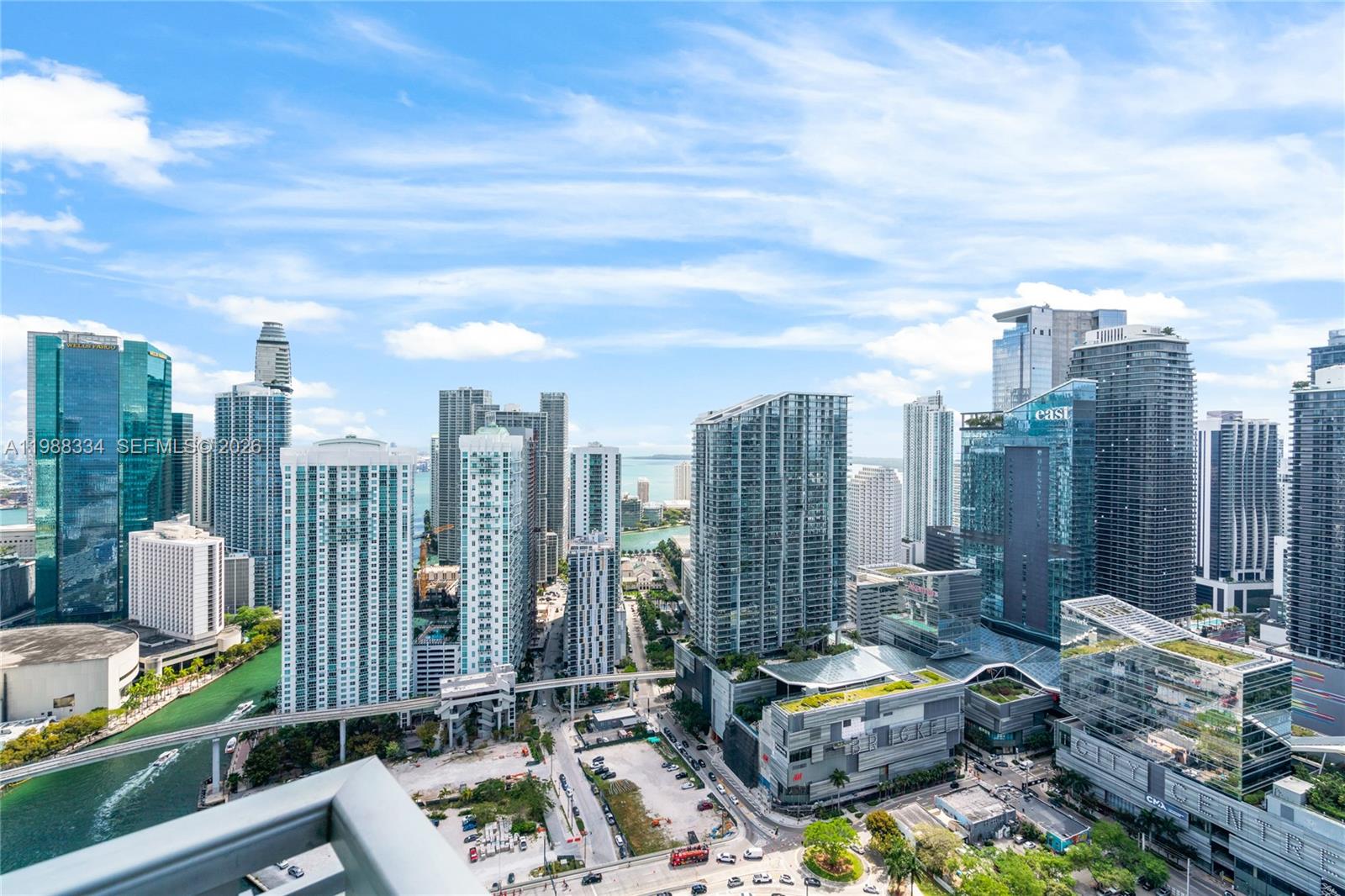 92 SW 3rd St #4702, Miami FL 33130