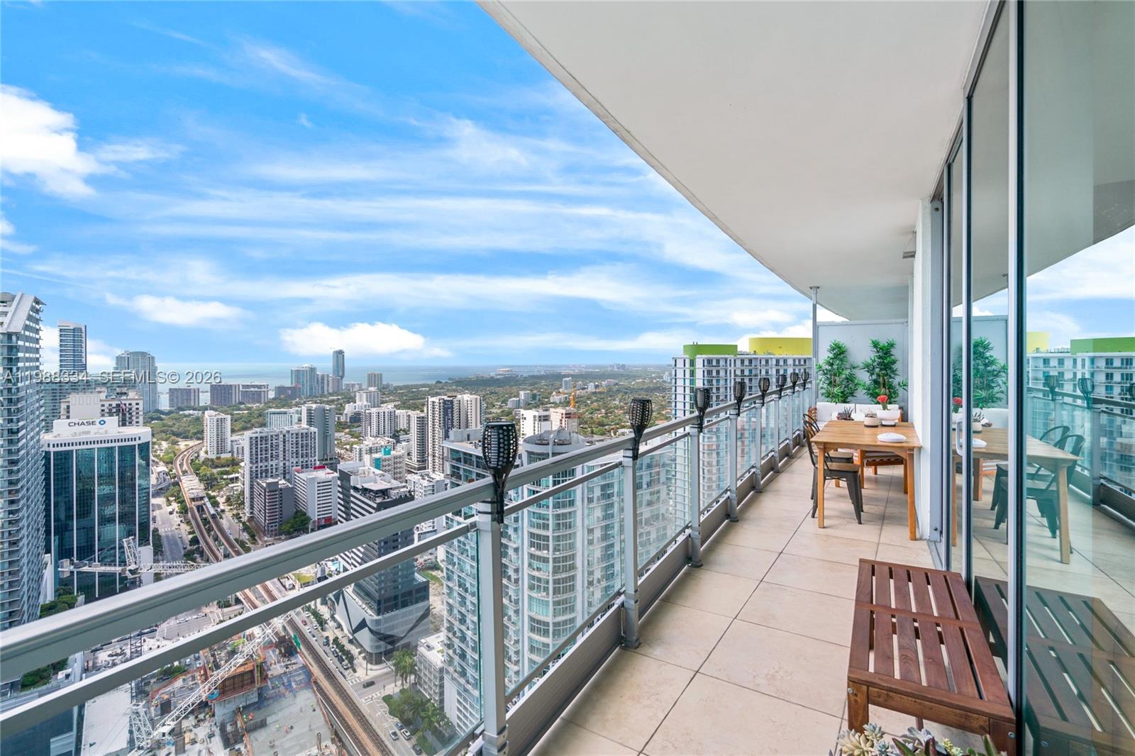 92 SW 3rd St #4702, Miami FL 33130