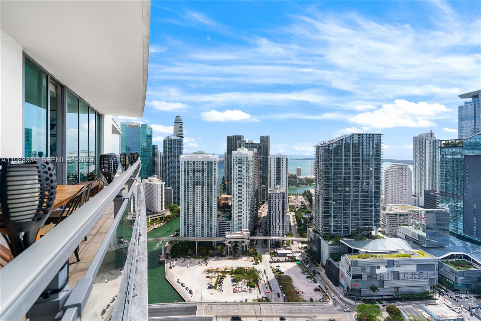 92 SW 3rd St #4702, Miami FL 33130