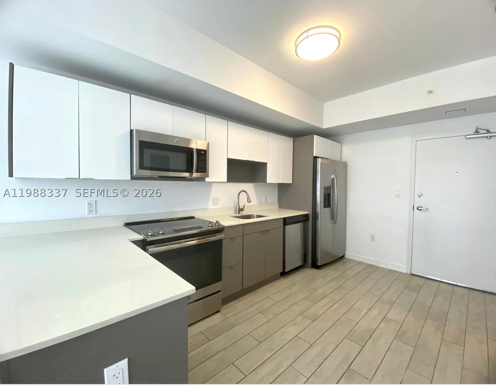 321 NE 26th St #514, Miami FL 33137