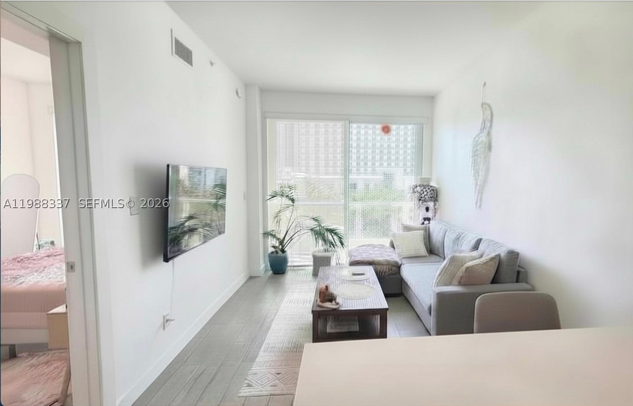 321 NE 26th St #514, Miami FL 33137