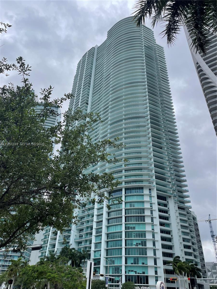 900 Biscayne Blvd #1704, Miami FL 33132