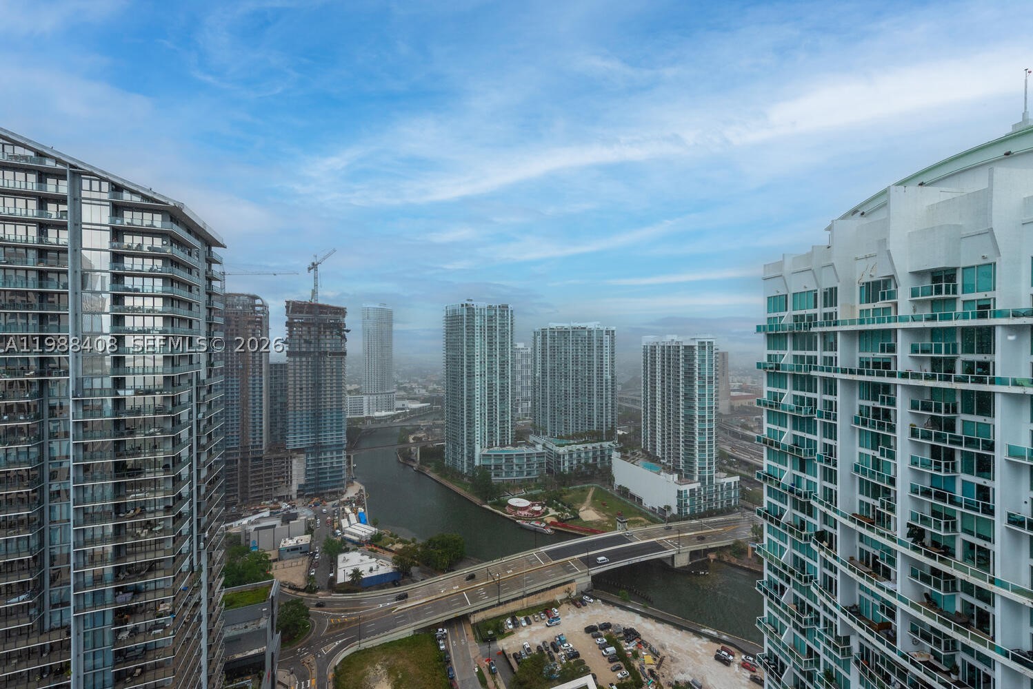 55 SE 6th St #4200, Miami FL 33131