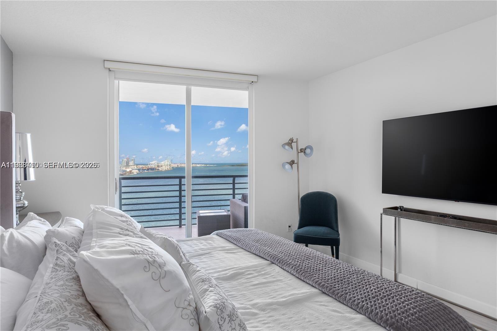 335 S Biscayne #2309, Miami FL 33131