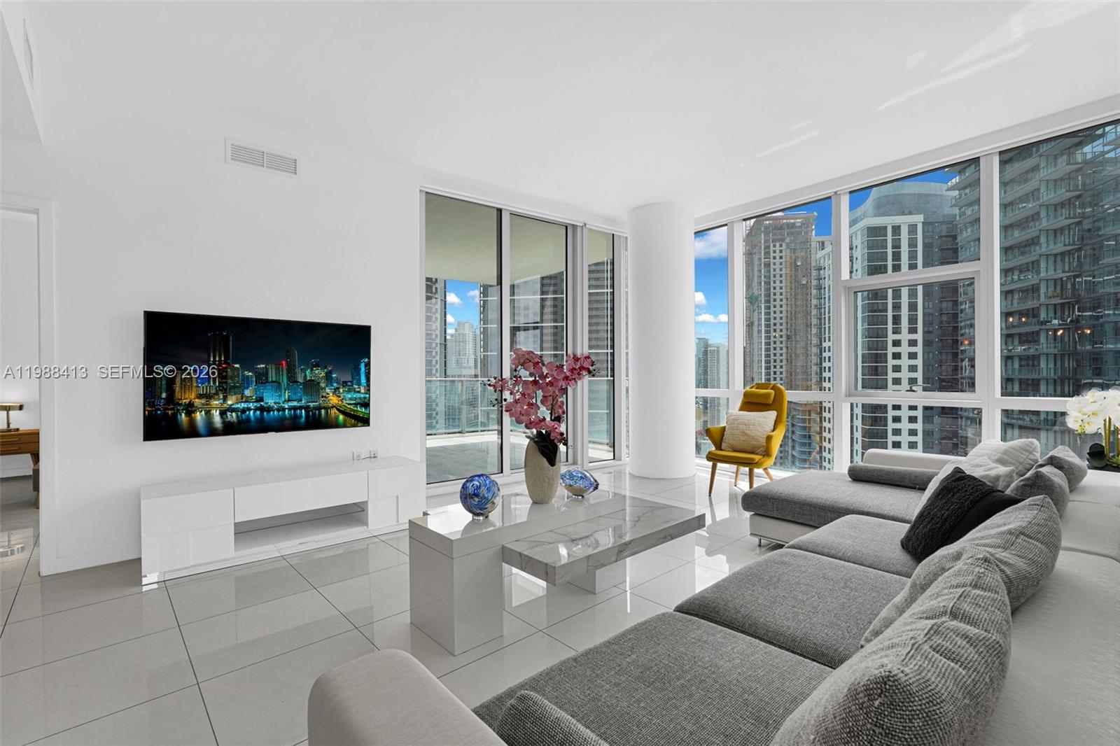 851 NE 1st Ave #2912, Miami FL 33132