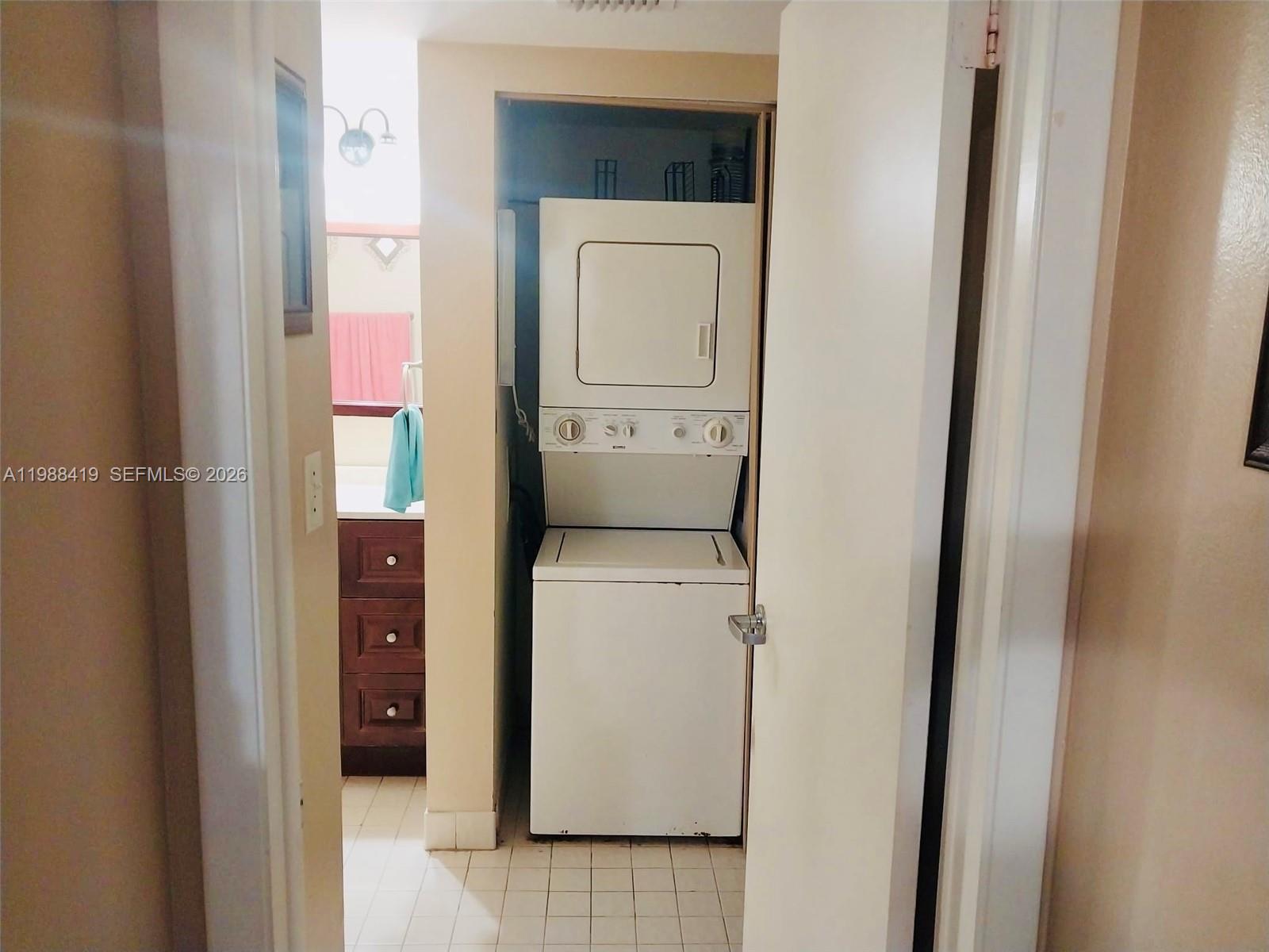 15525 N Miami Lakeway N #209-8, Miami Lakes FL 33014