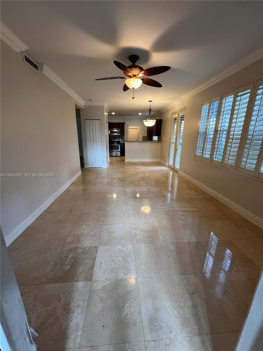 481 Menendez Ave #9, Coral Gables FL 33146