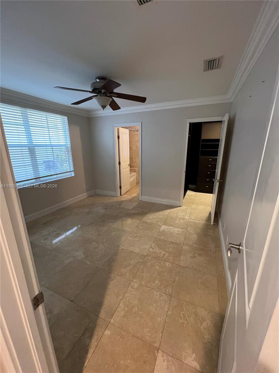 481 Menendez Ave #9, Coral Gables FL 33146