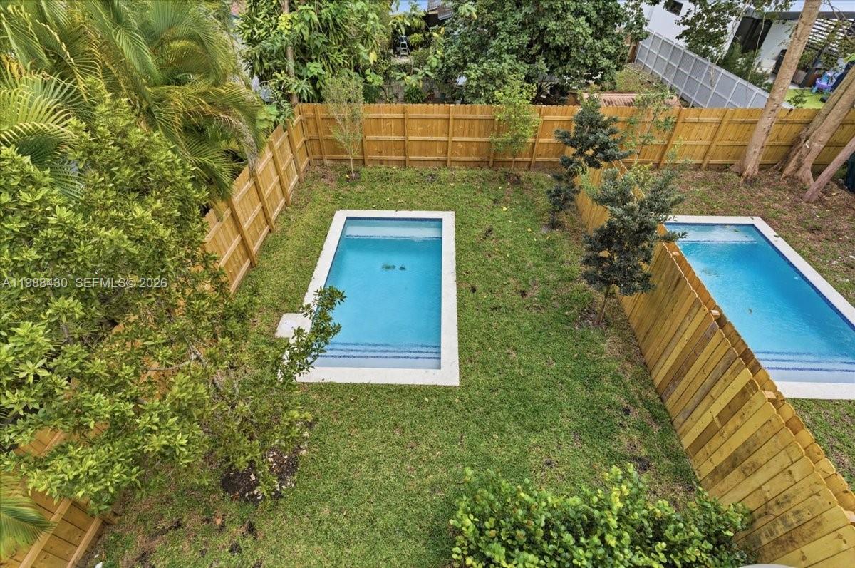 2925 SW 36th Ave, Miami FL 33133